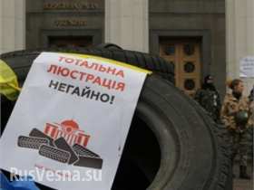 Тернополь: лифты теперь работают «по расписанию», а ПТУшники проводят собственную «мусорную люстрацию» директоров (видео)