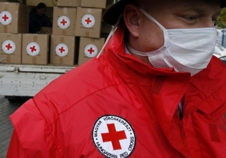 Красный крест подготовил гуманитарную помощь для жителей Донбасса