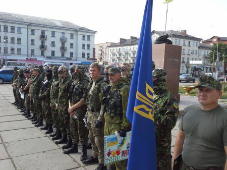 Бандформирование Украины "батальон" ОУН: Наши танки должны зайти в Москву и разрушить Кремль