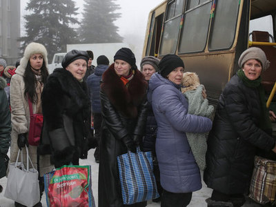 Министерство транспорта ДНР предоставило автобусы для эвакуации беженцев