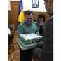 Украинскому министру обороны подарили торт с карикатурой на Путина (ФОТО)