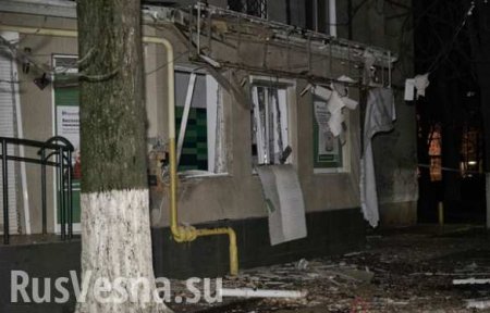 В Одессе ночью взорвали отделение ПриватБанка (ВИДЕО)