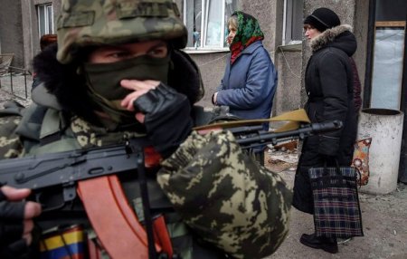 Разведка ВС ДНР: оккупанты в Авдеевке выселяют пациентов из дома престарелых