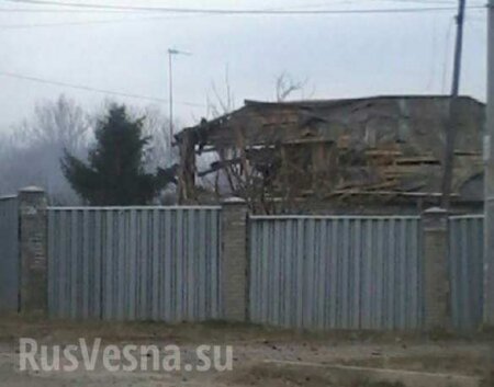 Военный обзор: танковые бои ведутся возле Александровки, в районе Донецкого аэропорта — подавление попытки прорыва фашистов (ФОТО)
