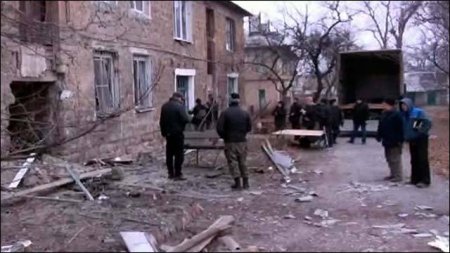 Бойцы ВСН: В Донецке вновь гремят артобстрелы, Петровка под ударом