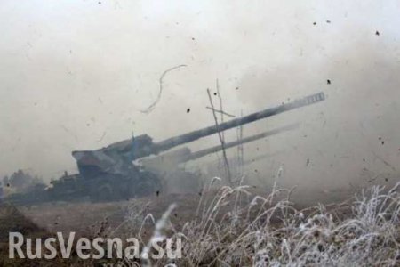 Артиллерия ополченцев ДНР контролирует трассу на Дебальцево и ведет огонь по колоннам ВСУ (ВИДЕО)