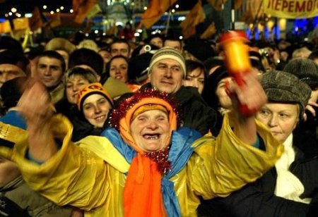 Вето на закон о досрочном выходе на пенсию для женщин поставил главарь хунты Порошенко