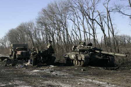 Подробности встречного танкового боя под Дебальцево в ночь на 18 февраля (ВИДЕО, ФОТО)