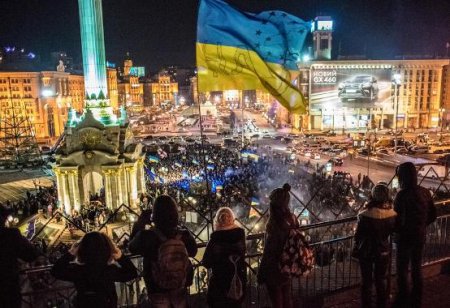 Эксперт: Евромайдан из «младенца» превратился в «монстра», который поглотил всю Украину