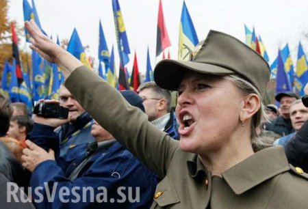 Госсекретарь США обратился к Украине с бандеровским лозунгом