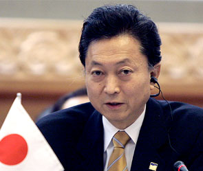 Экс-премьер Японии едет в Крым, Москва может использовать визит для оправдания «аннексии», — БиБиСи