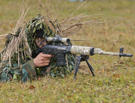 Российские разведчики начали тактические снайперские дуэли в горах Армении