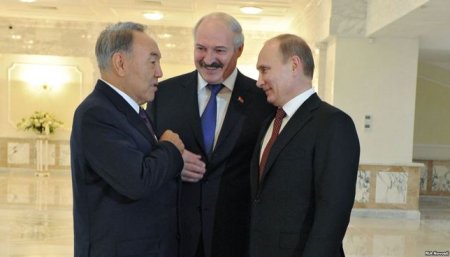Путин, Лукашенко и Назарбаев назначили встречу для обсуждения Украины