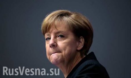 Меркель считает отмену санкций против России «неправильной»