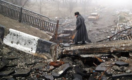 ВСУ разрушен последний автомобильный мост, соединявший ЛНР и Украину