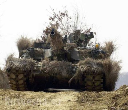 В Широкино замечен иностранный танк, предположительно «Черная Пантера» (ВИДЕО)
