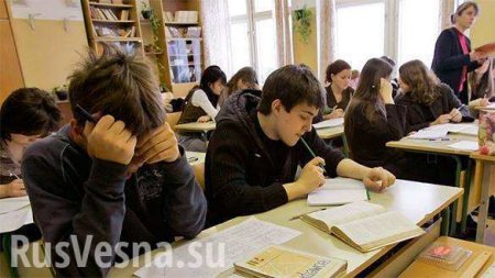 В Харькове репрессируют учителей за «непатриотизм»