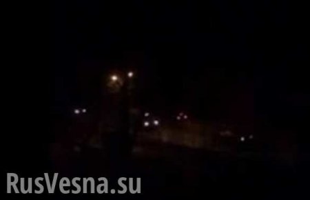 В район боевых действий под Донецком выдвинулись колонны украинской военной техники