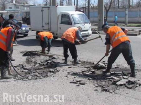 В ДНР началось восстановление автомагистралей