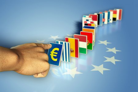 Греция, Мальта, Эстония, Латвия и Литва вступили в еврозону незаконно, - европейские СМИ