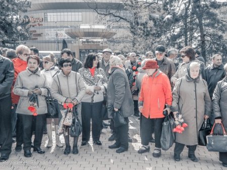 Вчера в Донецке прошла акция "Памяти жертв Чернобыля"