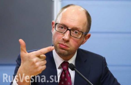 Яценюк заявил о прекращении военно-технического сотрудничества с Россией