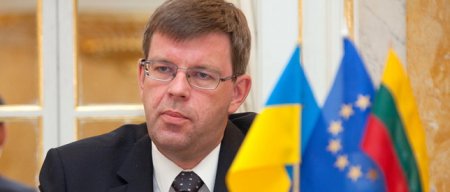 Литва готова поставлять Украине оружие, заявил посол