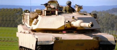 Американские танки в Европе решено перекрасить из песочного в зеленый из-за войны на Украине