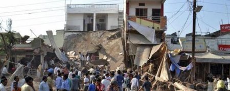 Трагедия в Индии: 104 погибших и более 150 раненых