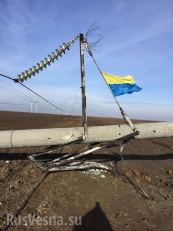 Украинские диверсанты подорвали две электроопоры на границе с Крымом (ФОТО)