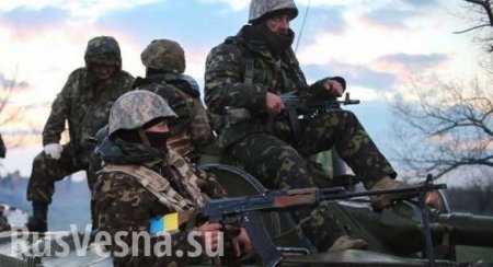 ВСУ обстреляли Донецк, один из снарядов попал во двор жилого дома