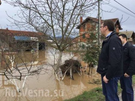 В Сербии введено чрезвычайное положение из-за наводнения (ФОТО, ВИДЕО)