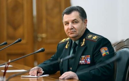 Знатные полководцы: Порошенко наградил орденами Богдана Хмельницкого министра обороны и командующего нацгвардией