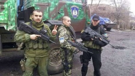 ДНР: Украина сосредоточила на линии соприкосновения 22 батальона, 12 дивизионов военной техники — десятки тысяч военных