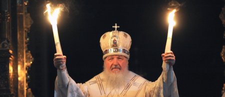 Патриарх Кирилл подарил Путину ювелирные пасхальные яйца