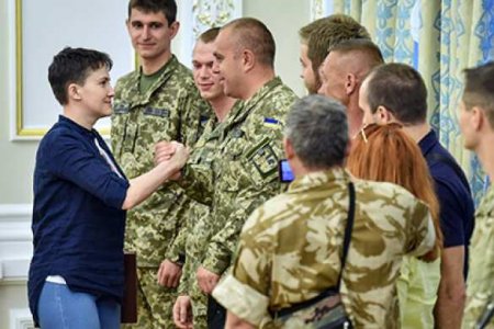 По Савченко я «не согласен с обоими» — Денис Тукмаков