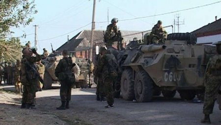 Опубликовано видео с места ликвидации боевиков в Дагестане (ВИДЕО)