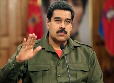 Учеба, работа и винтовка: наследник Чавеса пообещал взяться за оружие, чтобы защищать суверенитет