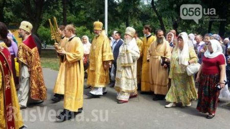 Днепропетровск присоединился к Всеукраинскому Крестному ходу (ФОТОРЕПОРТАЖ)