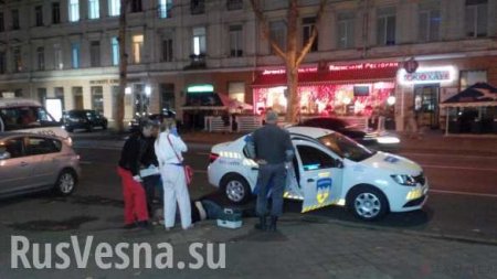 В Одессе пьяный с ножом сорвал лекцию Павленского — есть пострадавшие (ФОТО, ВИДЕО)