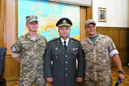 Почти как в США, и даже лучше: министр обороны Украины показал новую форму для генералов