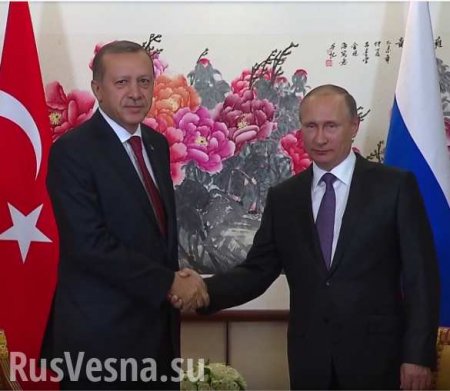 На встрече с Эрдоганом Путин пошутил про главу турецкой разведки (ВИДЕО)