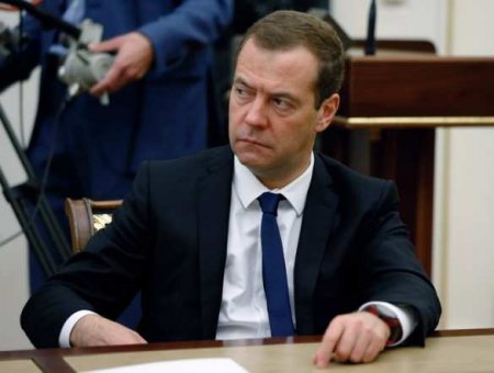 Медведев: американо-российские отношения упали ниже плинтуса