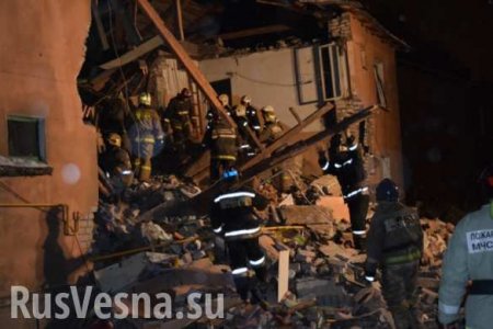 Взрыв газа в Иванове: пятеро погибших, под завалами остаются люди (ФОТО)