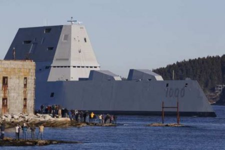 США снимают с производства снаряды для своего новейшего эсминца