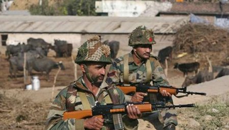 Армия Индии открыла массированный огонь на линии контроля с Пакистаном