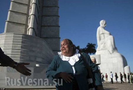 Куба прощается с Фиделем Кастро (+ВИДЕО, ФОТО)