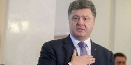 В Киеве пришли к выводу, что судьбу Порошенко будет решать советник Януковича