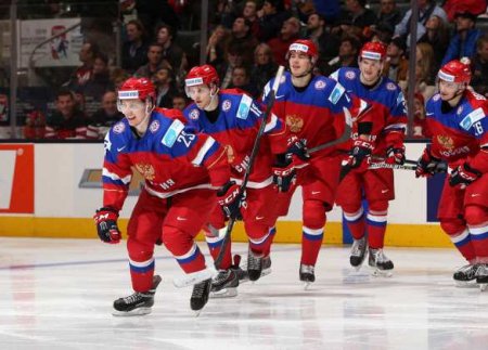 Надо вводить санкции: хоккеисты молодежной сборной России разгромили Латвию на ЧМ