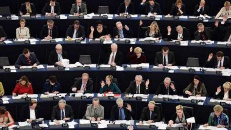 Европейские парламентарии испугались побоев от роботов